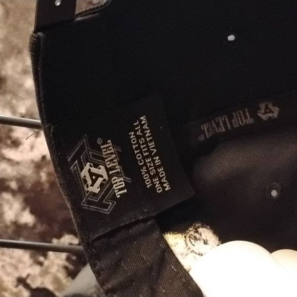 Snapback hat - Picture 4 of 5